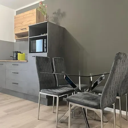 Staywell For 4 In The City I Parking I Wifi I Netflix Paderborn Extérieur photo