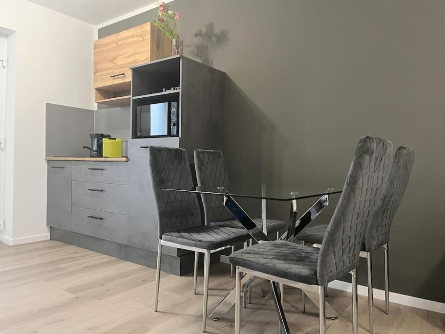 Staywell For 4 In The I Parking I Wifi I Netflix Apartment Paderborn